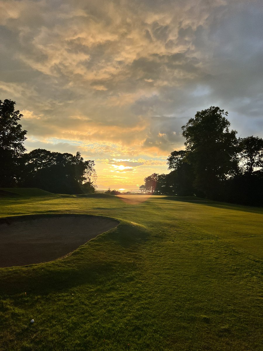 fk29292's tweet photo. @golfcourses101 https://t.co/FFbWnkQu2R