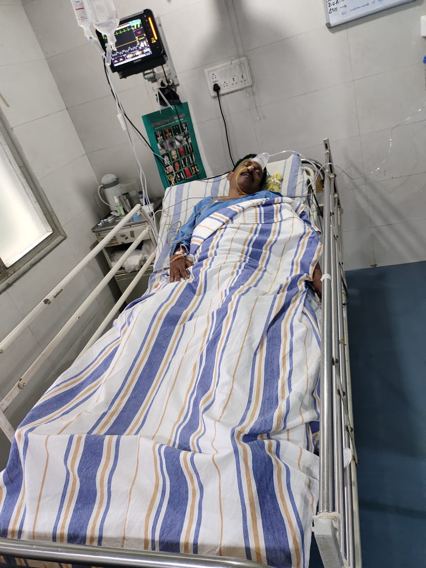 <a href="/Badal_Patralekh/">BADAL</a> @drvikas1111 
महोदय ,रांची जिला के खलारी प्रखंड में कार्यरत जनसेवक मन्ना टाना भगत जी का शनिवार रात अचानक मस्तिष्क आघात हो गया है गुरुनानक अस्पताल के MICU वार्ड में भर्ती हैं, कृपया उचित इलाज करवाने में मदद की जाए।
<a href="/HemantSorenJMM/">Hemant Soren</a> <a href="/JharkhandCMO/">Office of Chief Minister, Jharkhand</a> <a href="/jharotef/">NMOPS / JHAROTEF</a>