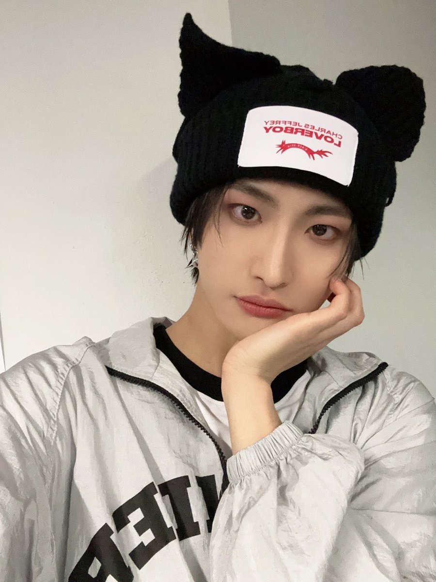 ATEEZofficial's tweet image. [#성화] Gracias Mexico 🇲🇽
#ATEEZ #에이티즈