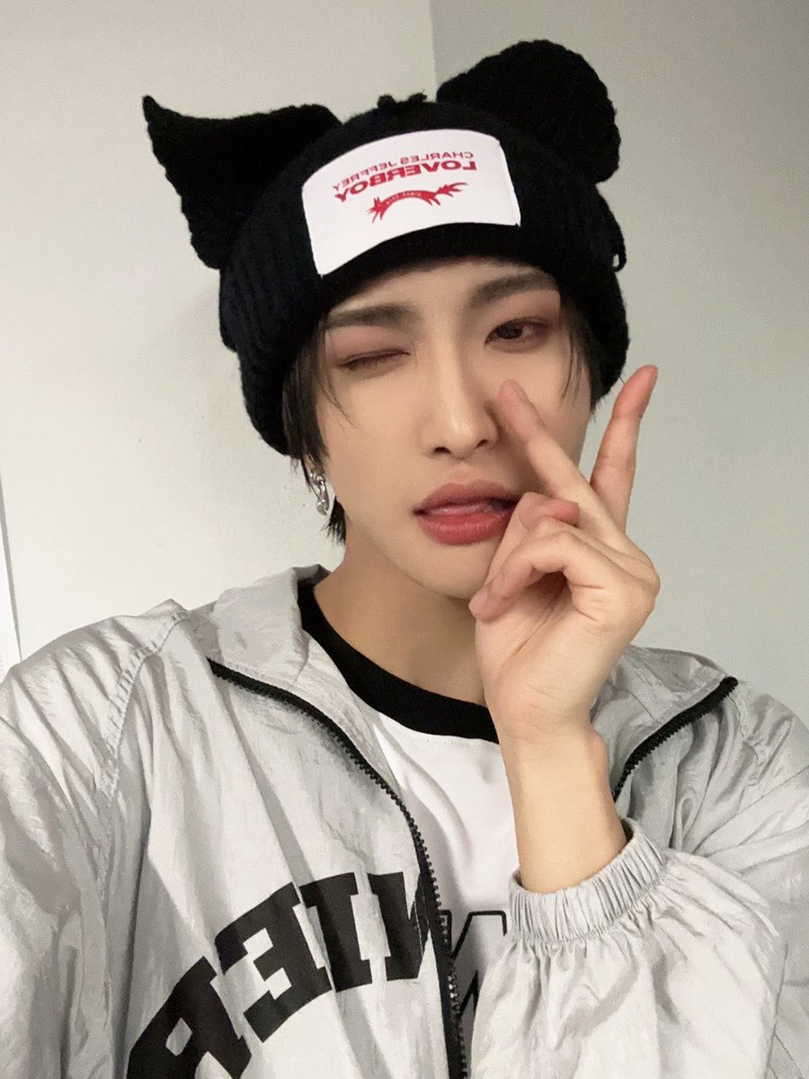 ATEEZofficial's tweet image. [#성화] Gracias Mexico 🇲🇽
#ATEEZ #에이티즈