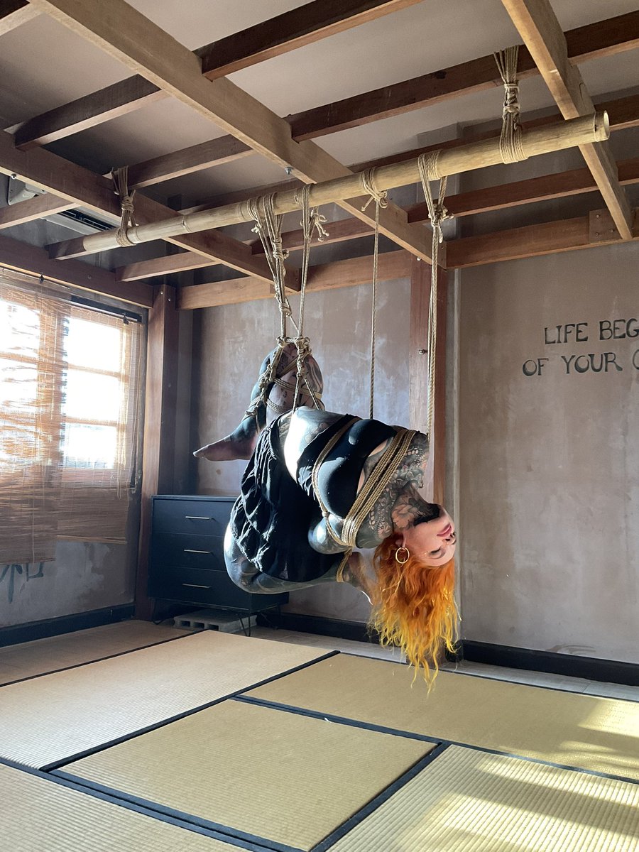 IslandRigger's tweet photo. Doing rope together again - with Bade.Vannii on ig https://t.co/QYXy4cH89K