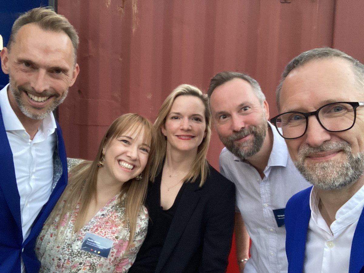 An honor to launch the EIT Culture &amp; Creativity community at gamescom with KölnBusiness Wirtschaftsförderung to strengthen the European #Investment Market for the #Creative Industries! <a href="/MarieDOLLE/">👩🏼‍💻 ...</a>