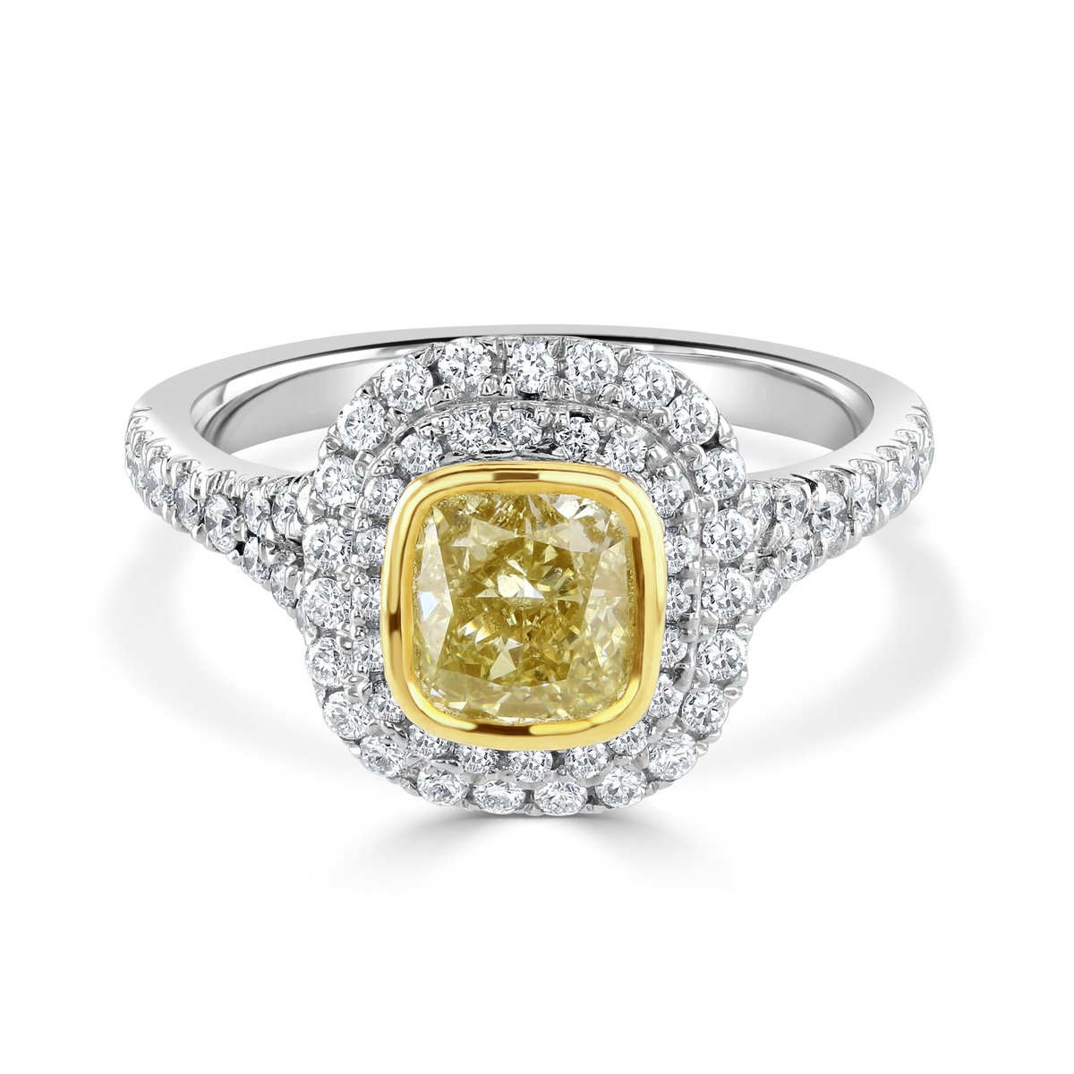 A little sunshine to take with you every day! A gorgeous yellow diamond halo ring is the perfect choice. ✨

#haloring #yellowdiamonds #engagementrings
