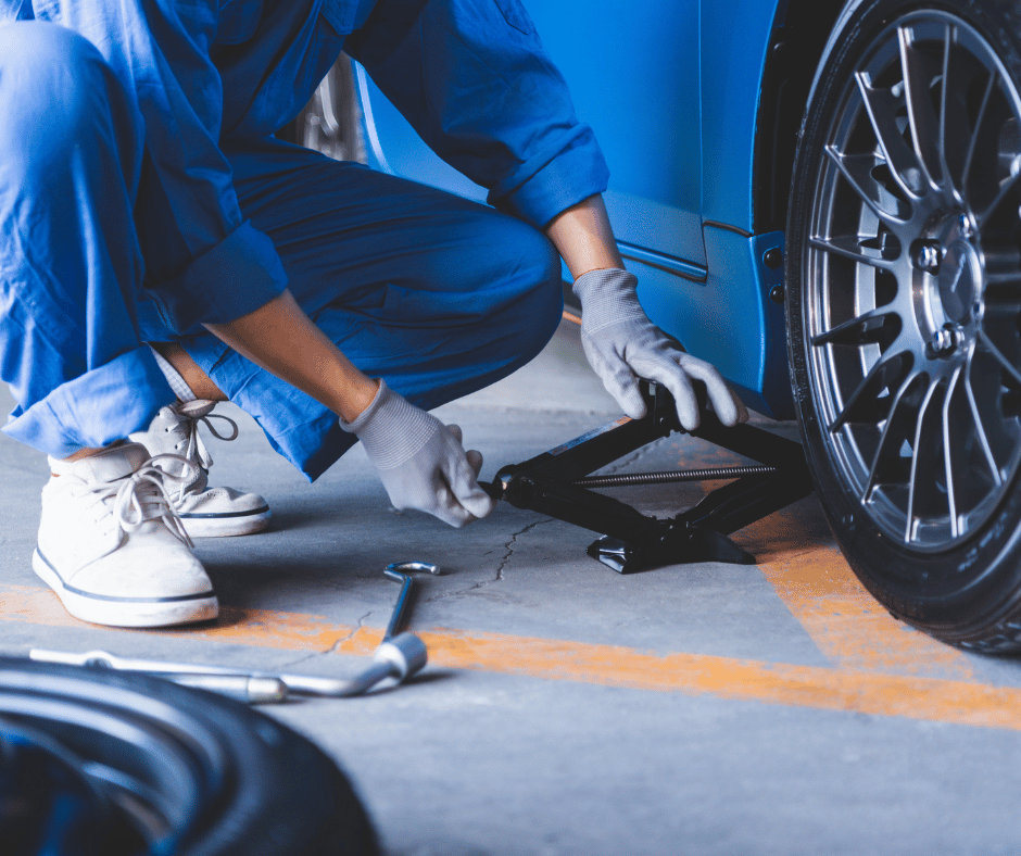 mcdroadassist's tweet photo. 🚗💨 Stranded in Stockbridge? Mcdonough Roadside Assistance is here to help! Whether it's a flat tire or a dead battery, we've got you covered. Visit our site today! #MobileTireRepairServices #McdonoughRoadsideAssistance #StockbridgeServices 

https://t.co/n7OtQZgQun https://t.co/1BUUwPJzbU