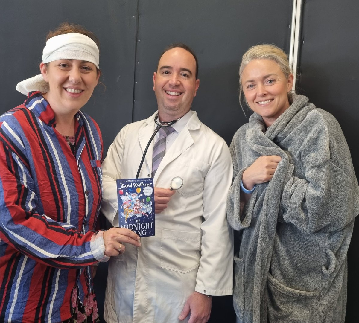 daniellewardro2's tweet photo. 📚📖 Daily "Who Am I?" Dress Ups for our Literacy group activities this week! Inspired by @davidwalliams! The kids loved guessing what books we were from! 📖📚 @Marg_Williamson #pcps #bookweek #bookweek2023 https://t.co/uUPT92sViY