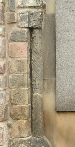 ianebbage1's tweet photo. The original  Scoto-Norman doorway (1124) of #Duddingston Kirk #Edinburgh. Some good details visible on the columns, especially the left-hand one. #AdoorableThursday https://t.co/SirqN7ML1P