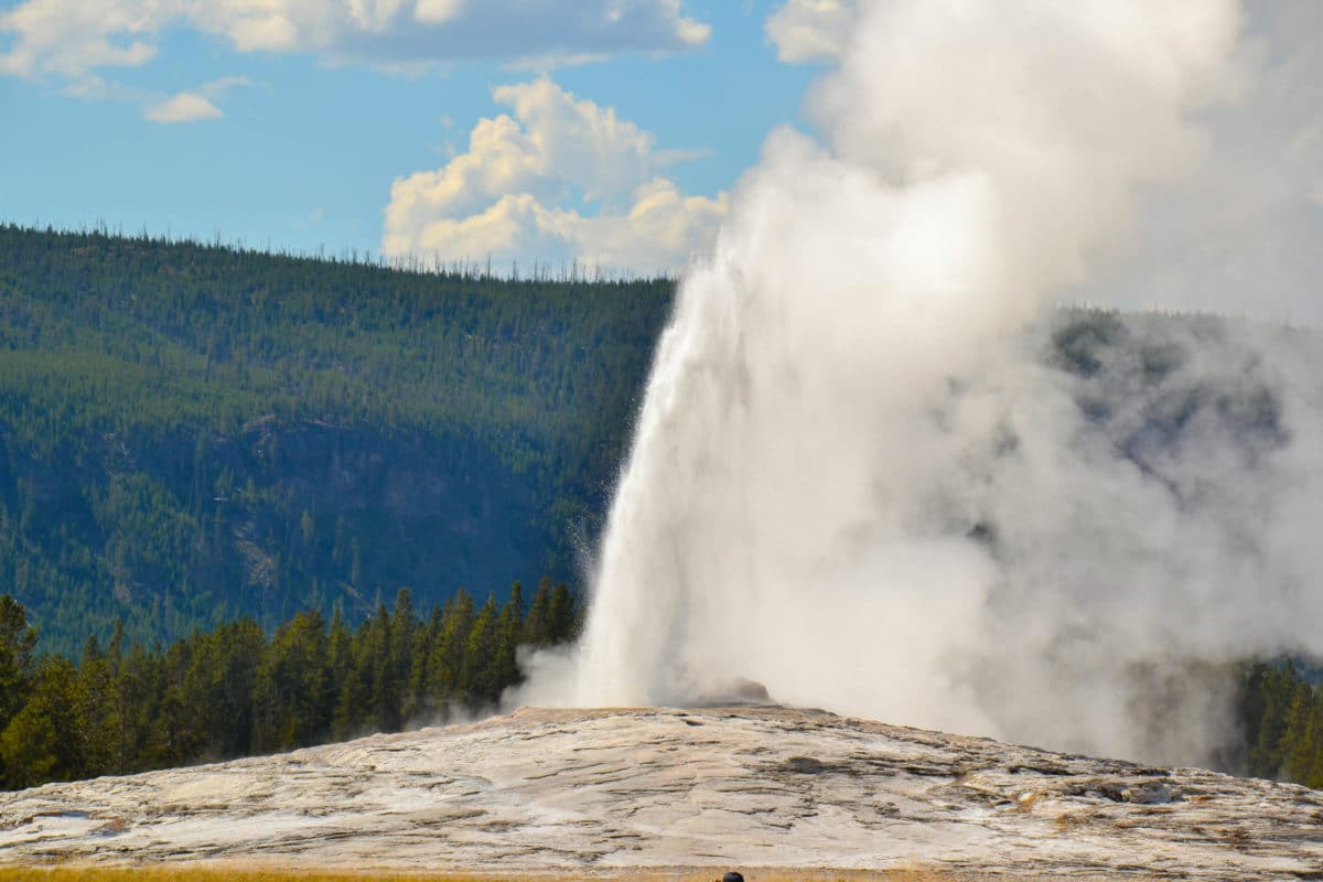 Journey Through Yellowstone, Day 2: Upper Geyser Basin and Old Faithful ...Check It Out! is.gd/flqWbn #adventure #travelblog #travelblogger #travelbloggers #traveling