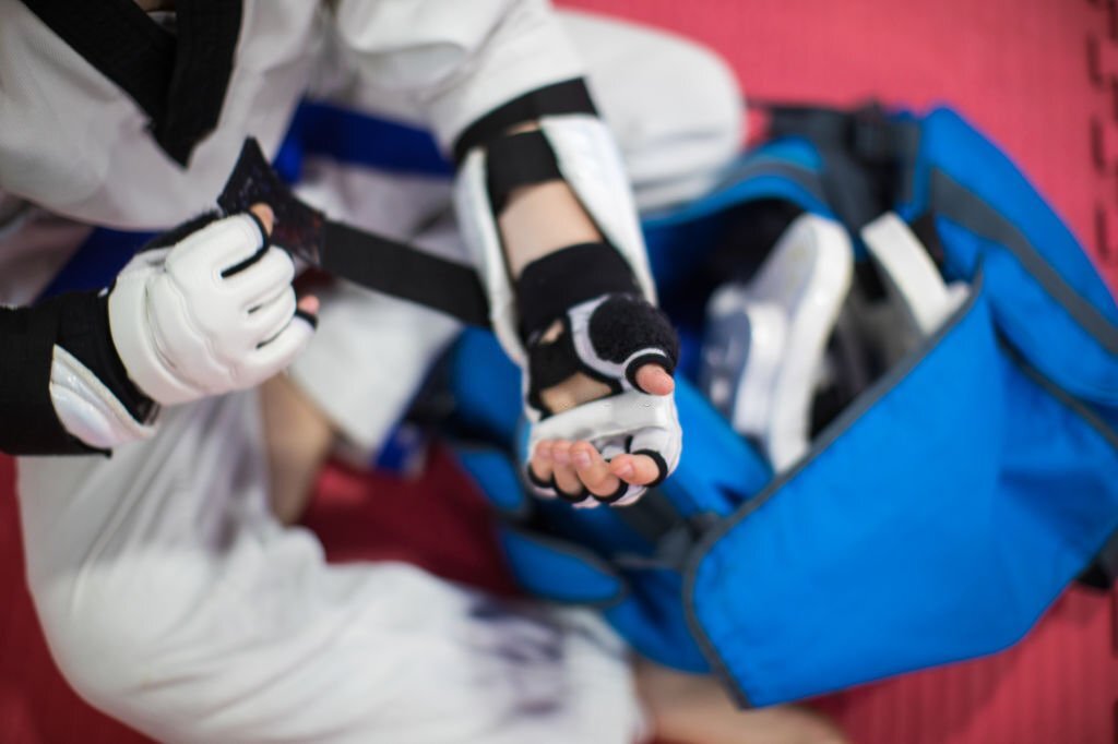 BravoBJJ's tweet image. Ready to Roll? Carry Your BJJ Essentials in Style with Our Ultimate BJJ Gear Bag! 🥋🎒 From the mat to the gym, we've got you covered. Your journey, your gear, your way. 
SHOP NOW: bjiujitsu.com/black-bag-braz…

#BJJGearBag #MartialArtsEssentials #TrainInStyle #GearUp #bjj #bjjgi