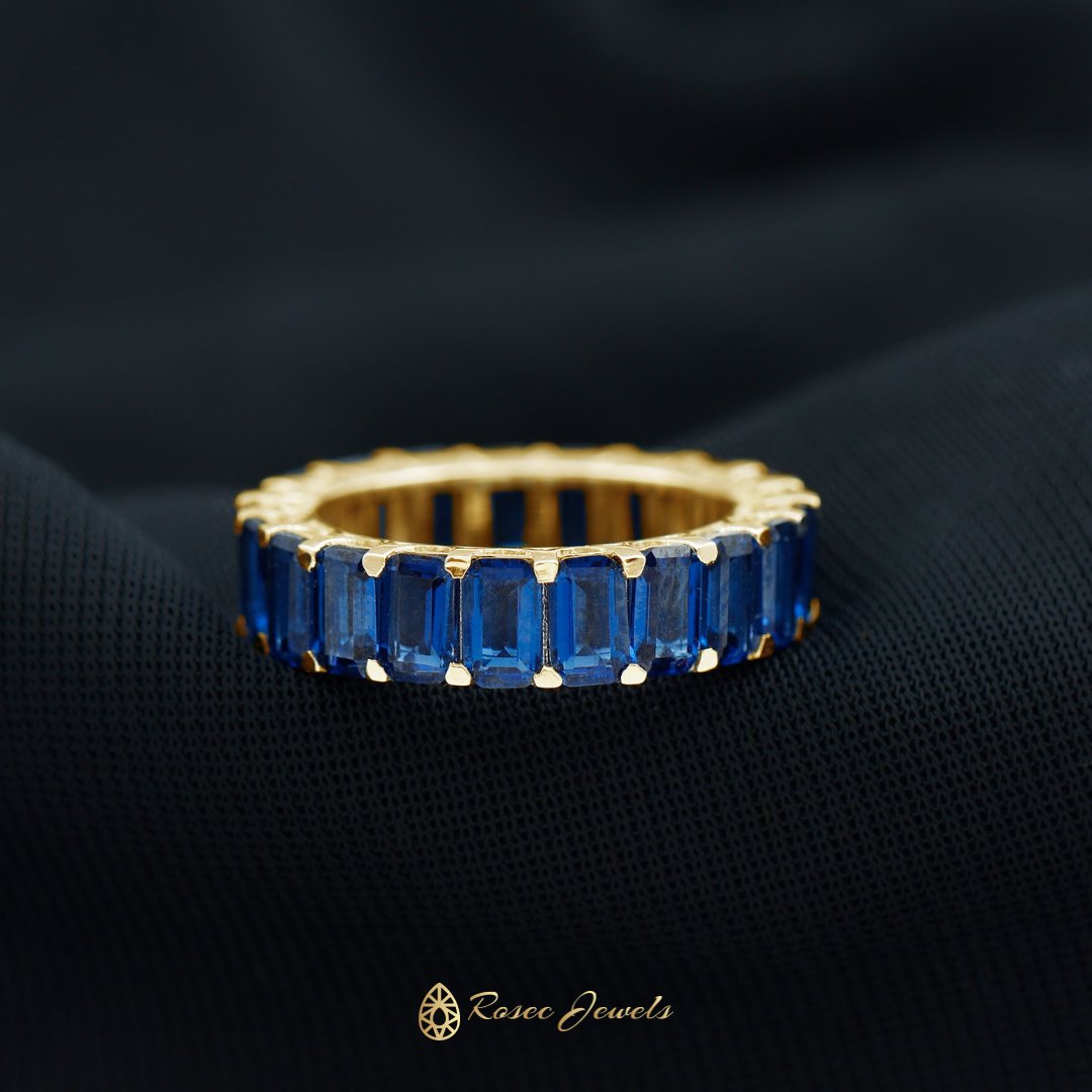 JewelsRosec's tweet photo. Unveil the Elegance of Blue: A Sapphire Band to Steal Hearts 💙💍✨

https://t.co/askXuZxh80 

 #createdsapphirering #eternityring #sapphirejewelry #jewelry #gemstonejewelry #jewelrydesigner #sapphirering #bandring #handmadejewelry #highjewelry https://t.co/Ymz5eG4qms