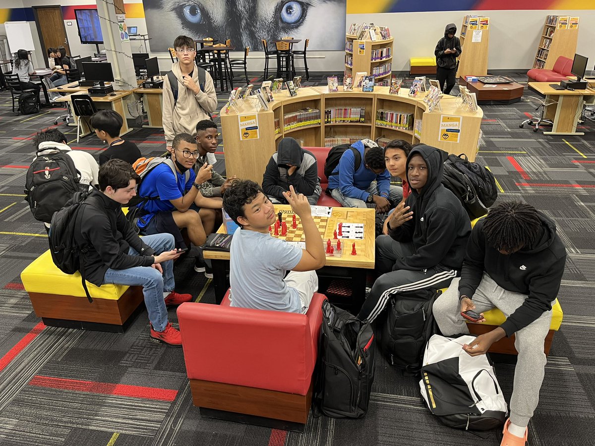 Omaha Northwest High School Library tweet media