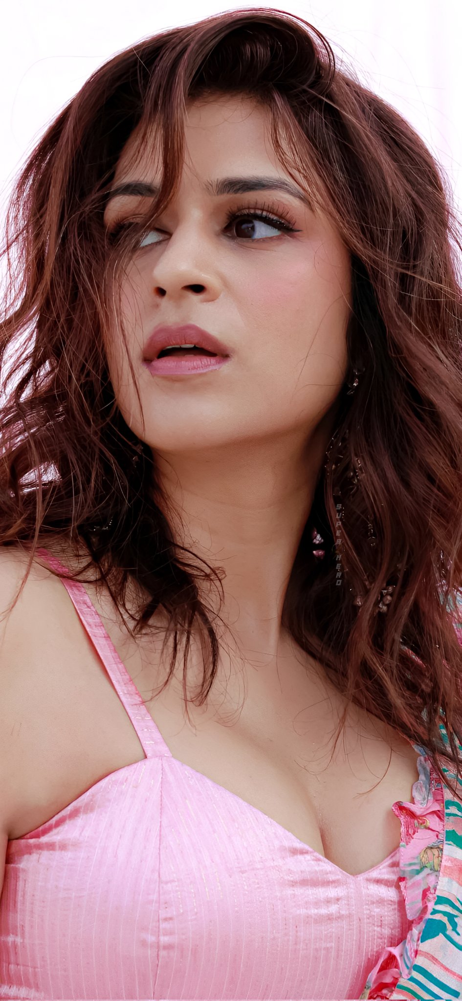 F4S0GLpbsAAX7D1?format=jpg&name=large