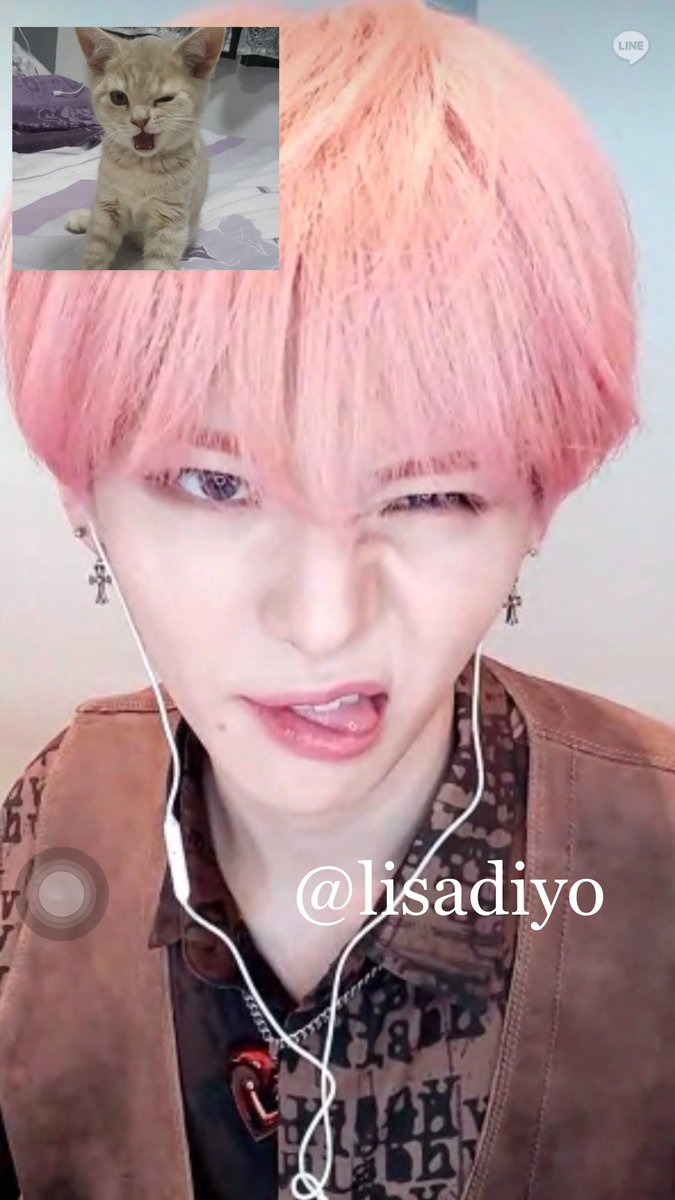 lisadiyo's tweet photo. 230824 YES24 ONLINE FANSIGN

yoshi mao mao 🩵

#요시 #YOSHI https://t.co/8v4YunlF79