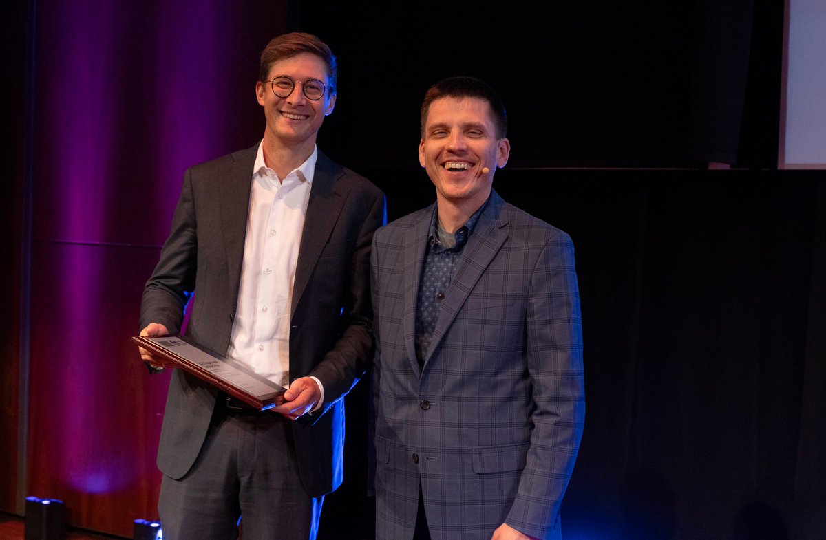 EFA_org's tweet photo. Congratulations to Florian Berg, Julian F Kölbel, Roberto Rigobon for their paper
"Aggregate Confusion: The Divergence of ESG Ratings
awarded"
Pagano &amp; Zechner Prize
Review of Finance Award at #EFA2023 presented by Managing Editor Marcin Kacperczyk https://t.co/gbg9sPZ6Cw