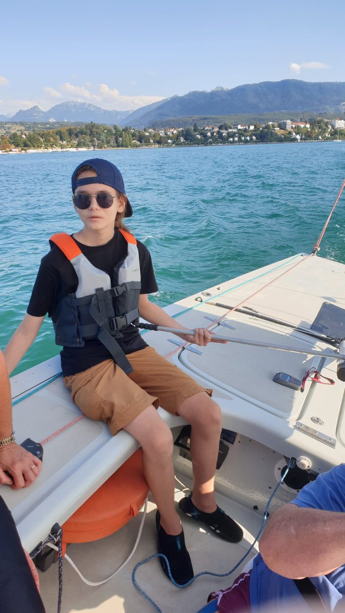 handiventure's tweet photo. Un été #handisport en #Chablais avec
@handiventure (suite)
: retour en photos sur quelques sorties en #ToucanExpress sur le #Léman #handivoile #paravoile  #inclusif #handivalide #sportpourtous #Thonon
@auvergnerhalpes
@Dep_74
#FondationCera #BirrauxMedical https://t.co/b2dpiYoh5G