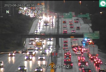 DeniseJohnson22's tweet photo. N 75 is shut down at the Lateral due to debris from an accident at the Towne St. exit. https://t.co/tivwpXx4Oo