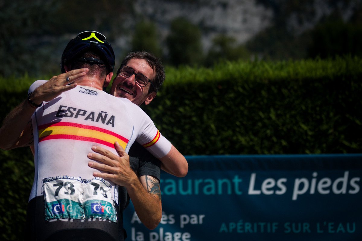 👑 Rey <a href="/ivanromeo_03/">Iván Romeo</a> 

Après un raid en solitaire de plus de 15 km, l’Espagnol lève les bras à Aiguebelette-le-Lac ! 🇪🇸🏆

📸 Anouk Flesh

#TDAV #TourdelAvenir ✨