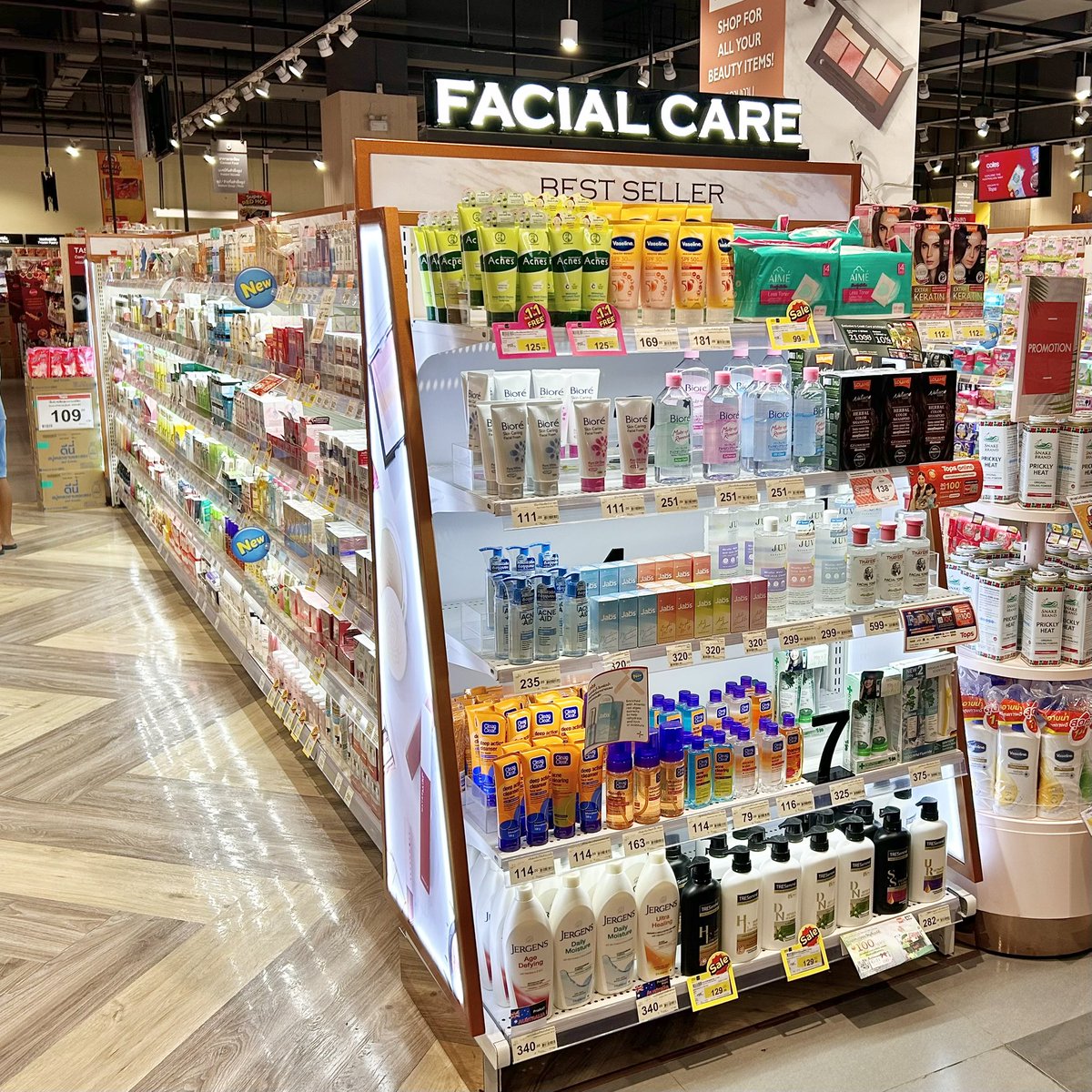 jaoloukchin's tweet image. กรี๊ดดดด 🥹 มีโปรดีมาบอกกกก เจอมาที่ Tops แค่ซื้อสินค้า Eartlab ครบ 2,000 ก็มีสิทธิ์ลุ้นเป็น Top Spender และลุ้นเป็น Luckyfan กับดงวอนบินแล้ววว รออะไรล่ะ รีบหยิบมาเลยสิคะ 💚 #DongWonBin #ดงวอนบิน #Earthlab #EarthlabXDongWonBin #EarthlabByDrCBD #DrCBD