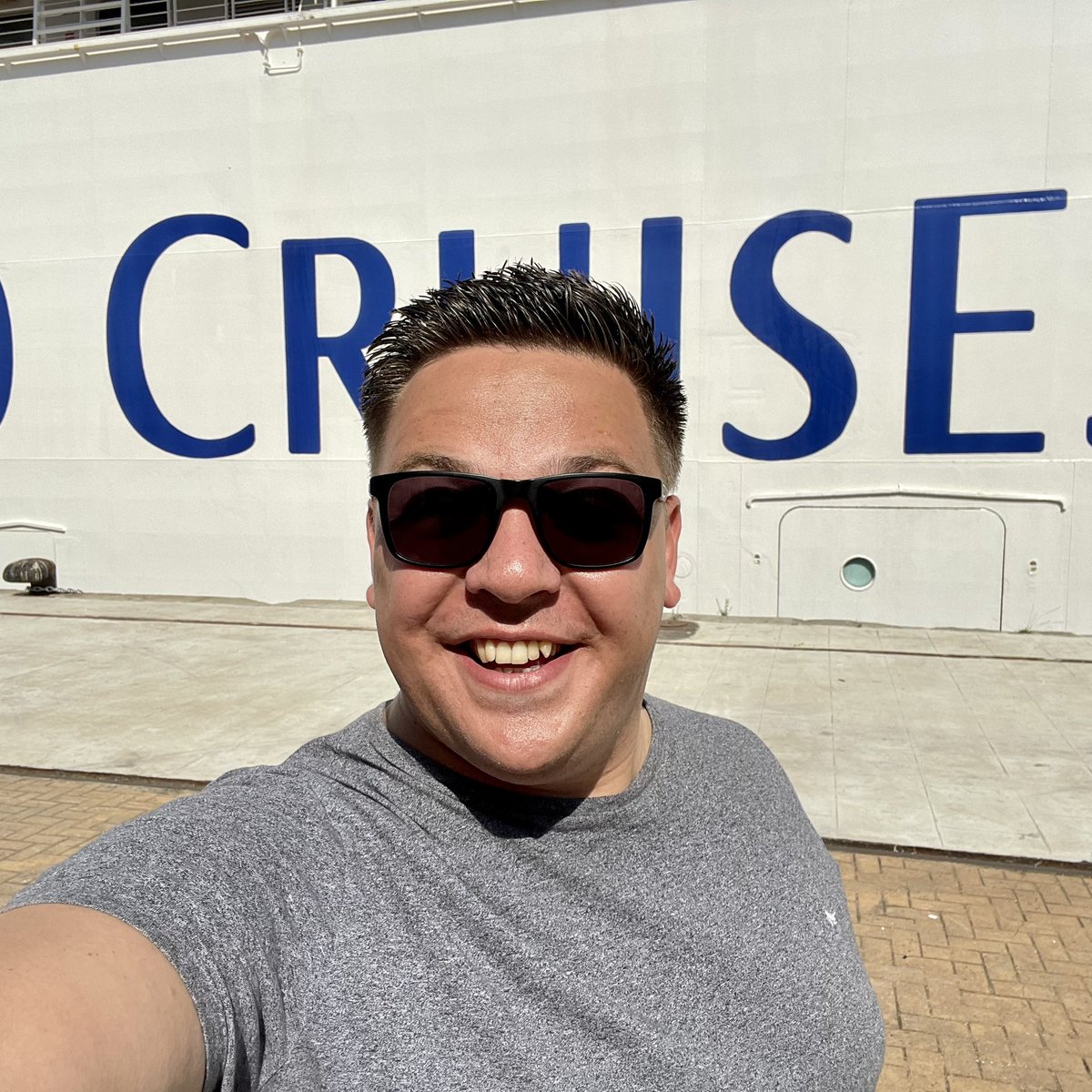georgeakid's tweet photo. What an incredible few days onboard @pandocruises Ventura with @Sootyandco! ๐ช
Itโs time to head back home as we return to @ParkHolidaysUK before rejoining Arvia for our final week! ๐ณ๏ธ
#sooty #sootyandsweep #thesootyshow #izzywizzy #magic #performer #entertainment https://t.co/6Fl0Y2KpP0
