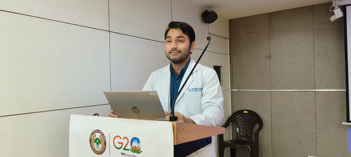 AIIA_NDelhi's tweet image. Dr. Satendra Singh (Shalya Tantra) shared his knowledge on “Antimicrobial effect of 0.5% aqueous solution of rasakarpura on pus forming organisms and surgical site preparation on patients posted for anorectal surgery; An open label randomised control clinical trial.