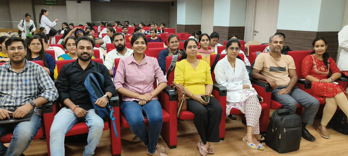 AIIA_NDelhi's tweet image. Dr. Satendra Singh (Shalya Tantra) shared his knowledge on “Antimicrobial effect of 0.5% aqueous solution of rasakarpura on pus forming organisms and surgical site preparation on patients posted for anorectal surgery; An open label randomised control clinical trial.