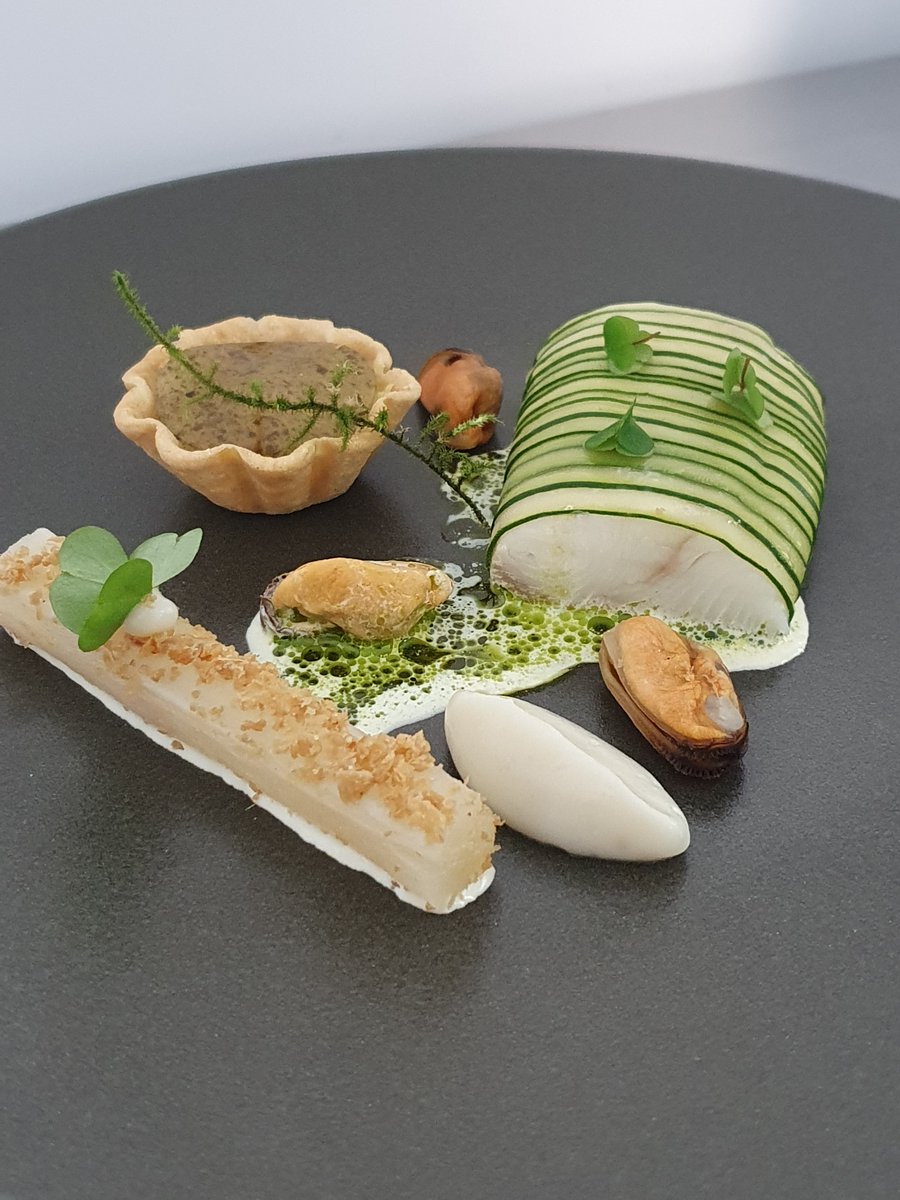 3 course set menu available at <a href="/stationroadfood/">StationRoad</a>  
Tues - Sat - 6:30pm or 8:00pm
Sample menus - thelovat.com/dining/station…
Book a table on 01456 459250, or email info@thelovat.com
#thelovat #stationroadrestaurant #visitinvernesslochness #visitscotland #goodfood #scottishhighlands