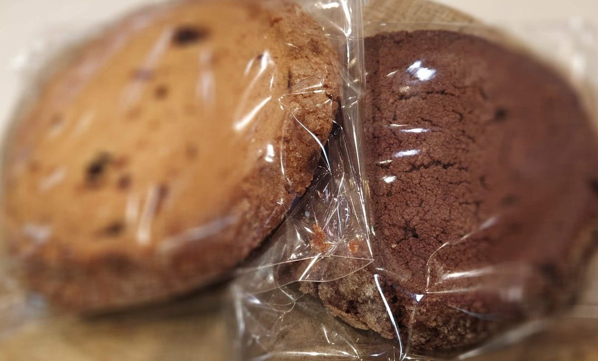 Los diamantes no son solo joyas preciadas, también son un placer máximo que encontrarás en nuestras pastelerías y, sin duda, algo más asequibles.. 😋
#todosabericoenelmolino 
#dateuncapricho 
#regalamolino 
#endulzandocorazones 
#molineaconganas 
#molineando
#molinovigo
<a href="/Valrhona/">Bao Truc</a>