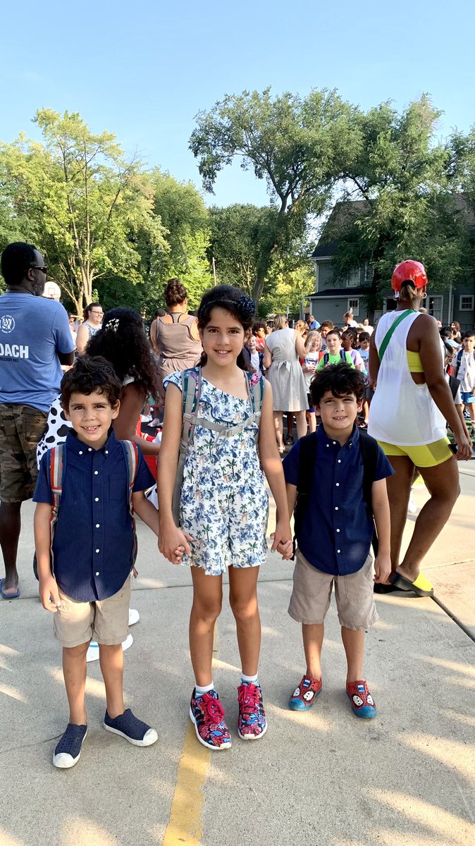 Back to school in 1st and 4th grade! It’s going to be a great year!! <a href="/OakPark97/">Oak Park District 97</a> #MyD97 #D97Joy