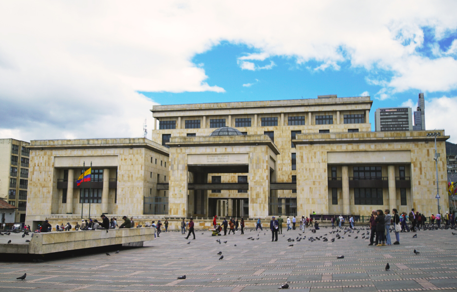 #LaCorteInforma | La Corte Constitucional declaró estarse a lo resuelto en la Sentencia C-055 de 2022 frente a una demanda presentada contra el artículo 122 de la Ley 599 de 2000 referido a la penalización del aborto
bit.ly/44olURy