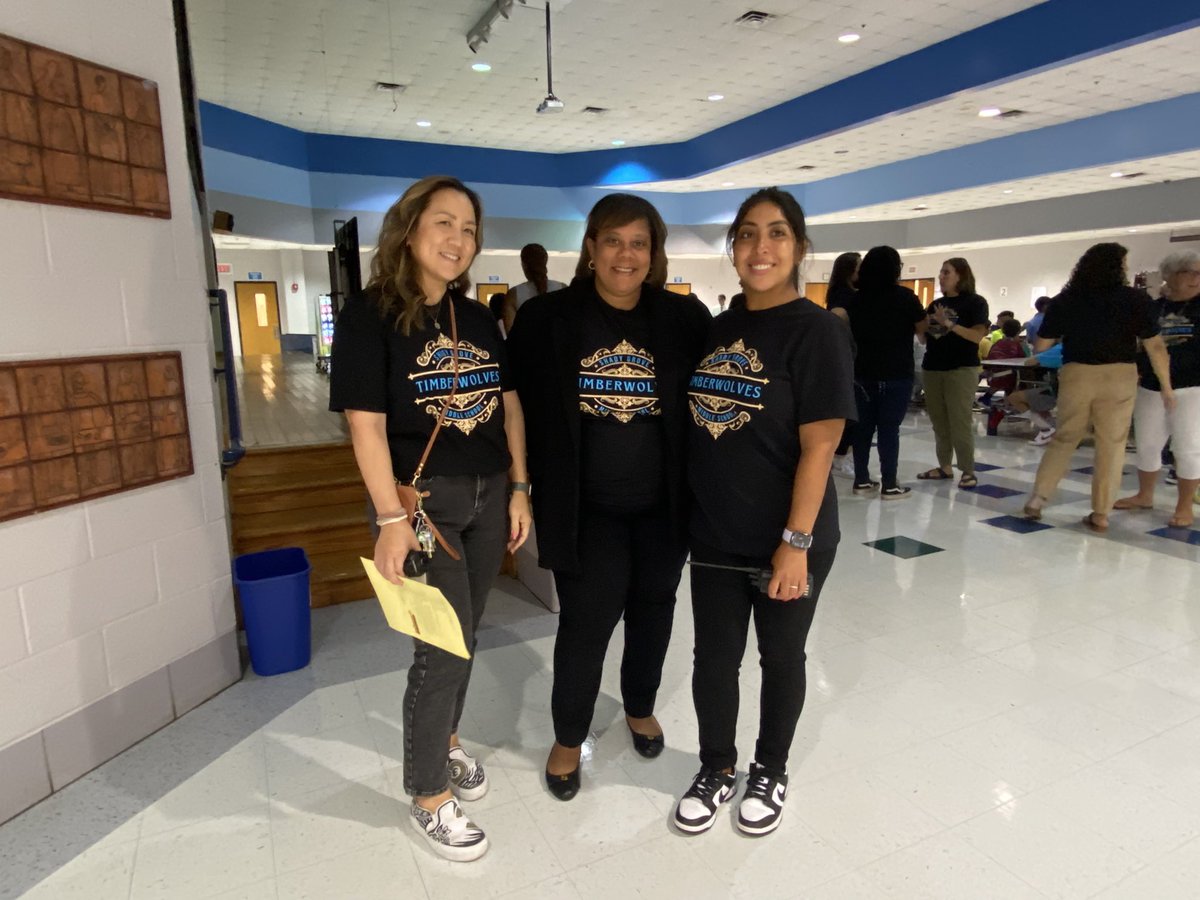 Greg Mullenholz tweet media