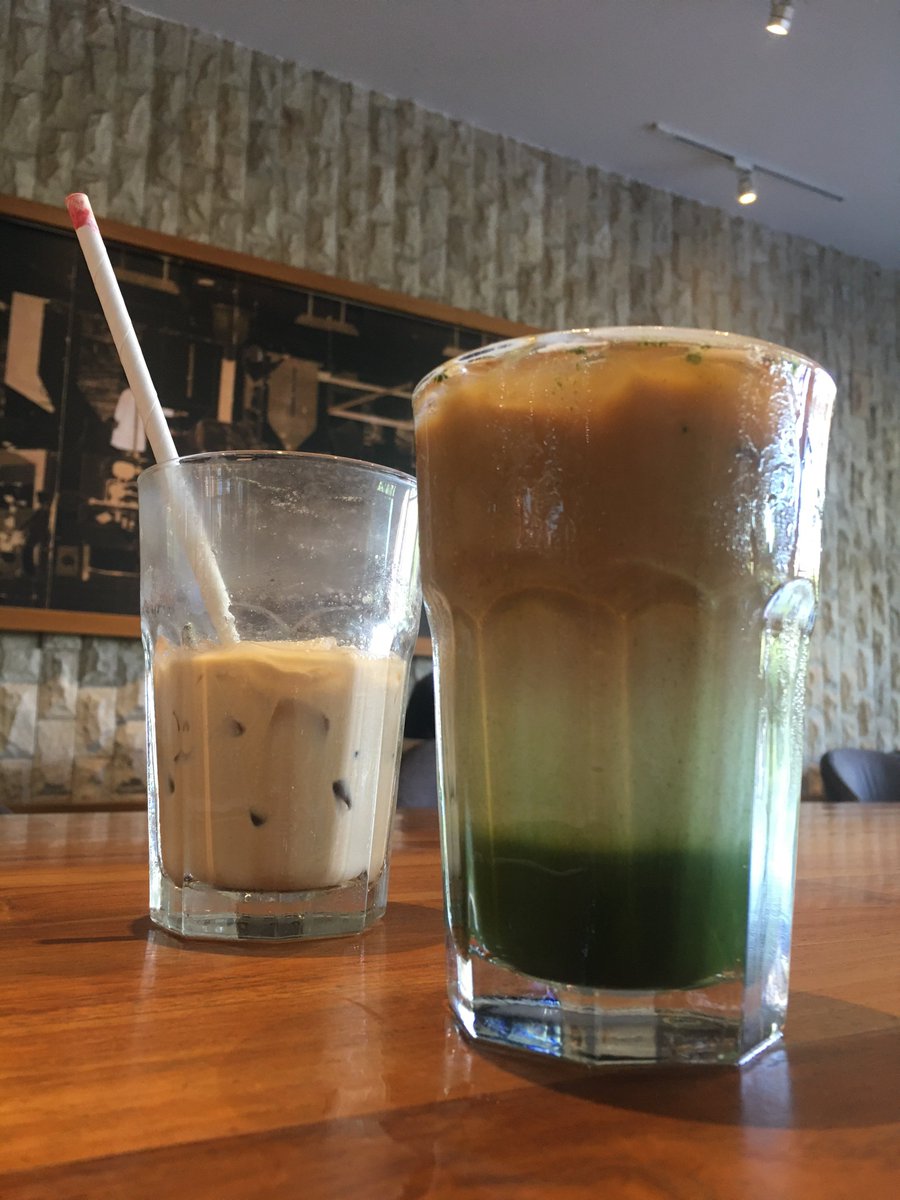 Yang bilang Starbuck mahal, kayak aku dulu belum tau cheatsheet kopi gratis dari Starbucks

Aku sebulan bisa dapet 3-4x kopi gratis. Bahkan bisa buy one get one up to venti size

Kalo emang belum banyak yg tau, rep aja, kalo rame aku bikinin tutorialnya