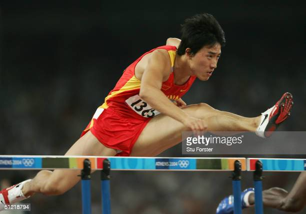 cnlmtccp92's tweet photo. @atmos_usa Liu Xiang became a national hero in China and gained international recognition when he won the gold medal in the 110m hurdles at the 2004 Athens Olympics. Liu Xiang wore the Nike Zoom Superfly G5spikes,specifically designed for sprinters and hurdlers. #atmoscollectorsclub📷size10 https://t.co/qy8r381ZGn