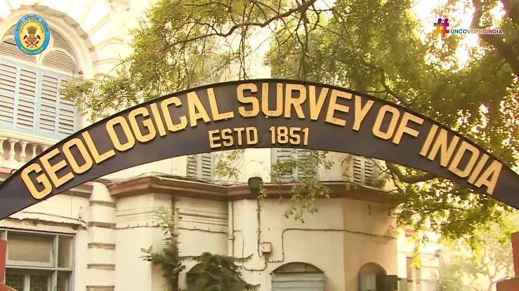 EverythingIND20's tweet photo. * N-O-T-H-I-N-G !?!
#GSI_SURVEYOR_SSCER
"Recommended With Nominated Candidates=Also{0}"
@MinesMinIndia 
@GeologyIndia 
@PIB_Mines https://t.co/AakrvOfT8X