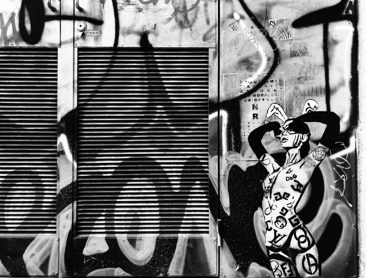 Giudibe1's tweet photo. #explore #ArchieMeta #architects #architecture #lines #perspective #bnwphotography #bnw #blackandwhitephotography #blackandwhitephoto #blackandwhite #Monochrome #urbex #streetphotography #street #StreetArt #urbanphotography #UrbanArt #urban #NOIR #Barcelona https://t.co/prrAu87Qcw