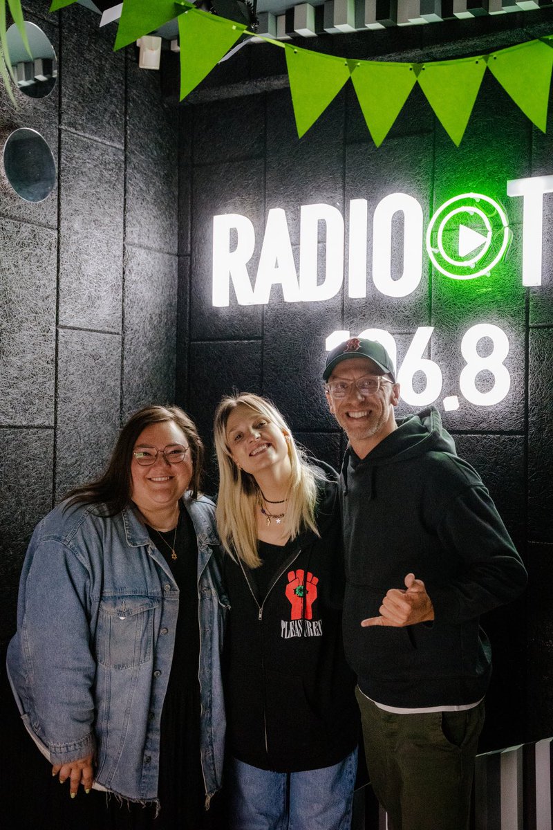 radiotev's tweet photo. Šorīt ciemos KATO ar jaunu singlu kopā ar @GACHO “Glābšanas veste” 💦
“Dziesma veltīta tiem, kas bijuši ar mani kopā arī tad, kad es pati sev nepatīku,” tā Katō.
🦺 Klausies visās mūzikas straumēšanas vietās!
#intervijatev #radiotev #gachoofficial #kato #dziesma #latvieši https://t.co/lC5hLlOsEc