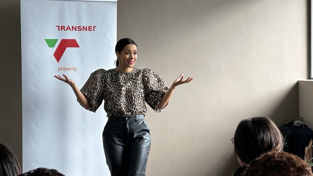 TP_Transnet's tweet photo. TP Western Cape region ladies were treated to a pampering session for Women’s Month celebration. They also got to be motivated and inspired by Motivational Speaker @LuciaDramat who gave each lady a copy of her book. #WomensMonth #TPCares https://t.co/8aDEI5yQD5