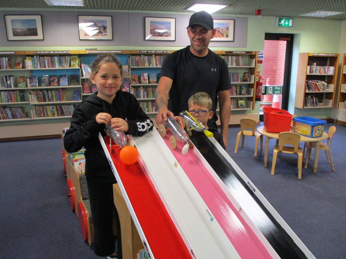 LancsLibraries's tweet image. Great times with our Reading Heroes at #FleetwoodLibrary and #LongtonLibrary
Find a Reading Heroes event near you
lancashire.gov.uk/libraries-and-…
#LancsReadingHeroes #LancsSummerFun