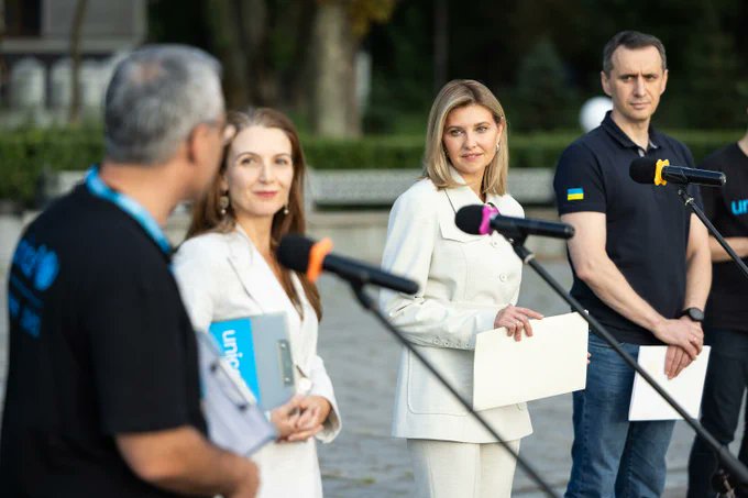 himuratsahin's tweet photo. Great to have @R_DeDominicis Regional Director  @UNICEF_ECA and in Kyiv. Connected with Partners in sharpening our focus in support of a child and youth centered recovery #foreverychild #education #health #protection #TogetherWeCan  #spilno https://t.co/cRfIsRTvBd