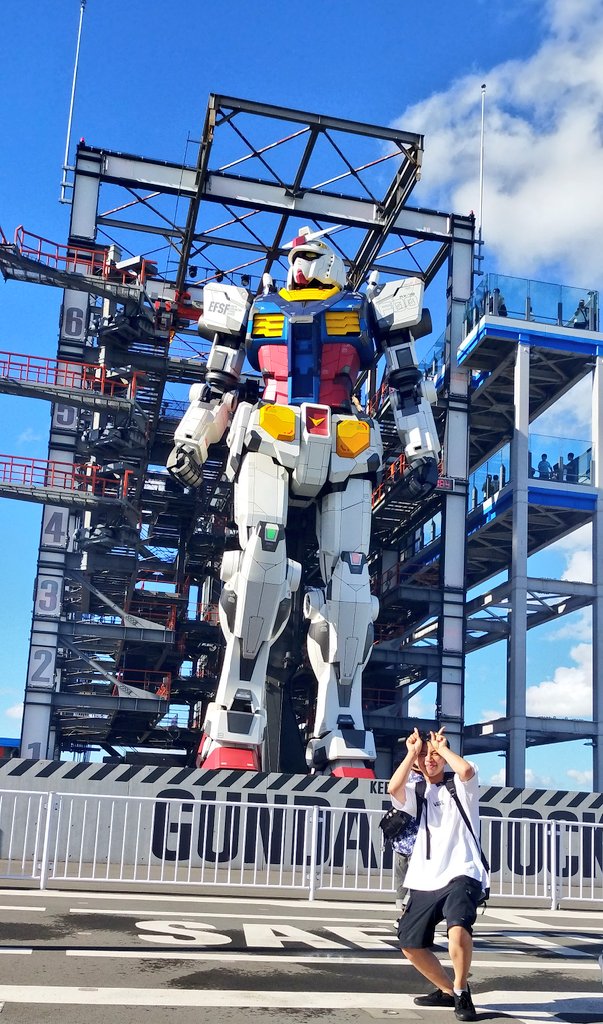Drifting_Nerd's tweet photo. うー！ガンダム！ https://t.co/m0FG0Fr6QY