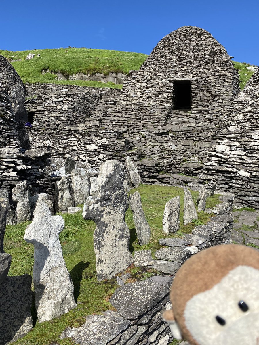 GpSmnky's tweet photo. Yesterday was exploring the Jedi temple! 😎 #ireland #skellingMichael https://t.co/ST9xYyZWEo