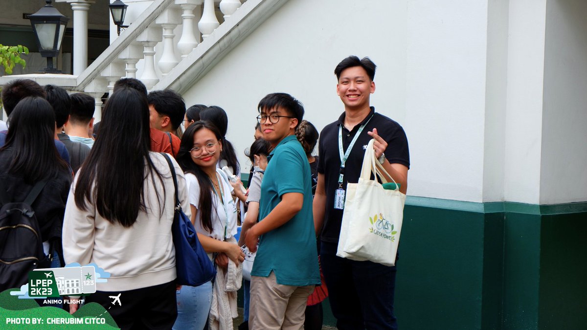 DLSU_LAMB's tweet photo. Day 3 of LPEP brings the magic of #AnimoFlight alive! π€
Our Lasallian Ambassadors continue to amaze Froshies with exciting facts and surprises.
Get ready, ID123, there's so much more in store for you! ππ
#LPEP2K23
#AnimoFlight https://t.co/QE47fVb0Yl
