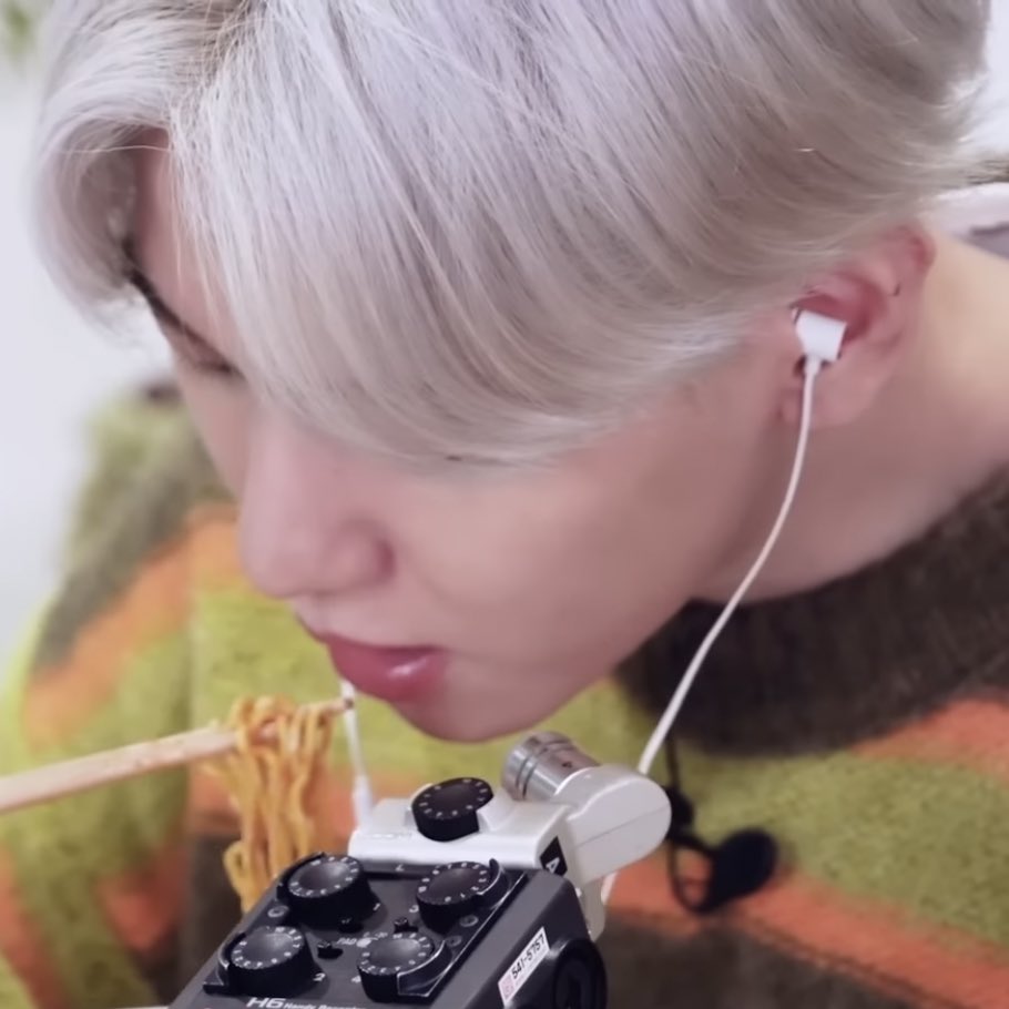 🥢 🐶