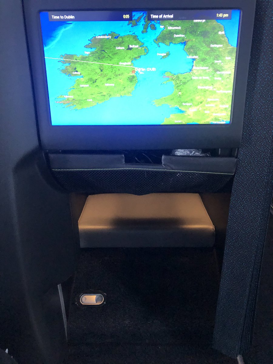 TheJonasKnox's tweet photo. A lot of airlines have been less than desirable to deal with over the past couple years… @AerLingus was tremendous.

Comfortable, great food, in-flight entertainment - and Mary Keane you are the best! Can’t recommend them and thank them enough. @FoxSportsRadio https://t.co/hTr6DgvH5K