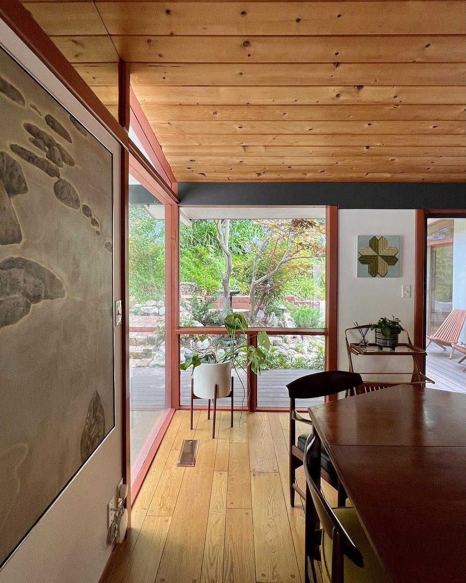 dieworkwear's tweet photo. Los Feliz Oaks⁠ home for sale ($2.25M) https://t.co/9DXgYyJHyM