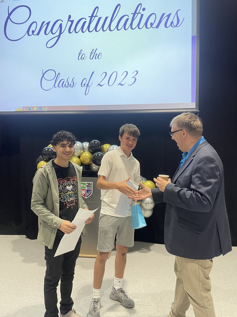 ChilternLT's tweet photo. We are immensely proud of our students @ChilternA on their brilliant results. They are Chiltern Academy’s first GCSE cohort. Fantastic achievement and phenomenal standard set. https://t.co/LuSNqwEZfx