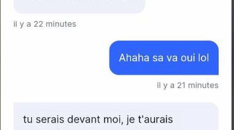 🇫🇷📲 « Tu veux découvrir des gros zizis ? », Emma, 13 ans, a reçu plusieurs sollicitations à caractère sexuel. 

L'application « Rencontre ados » fait l'objet d'une centaine de signalements sur la plateforme Pharos.

L'âge minimum requis pour s'inscrire sur le site est de 13 ans.