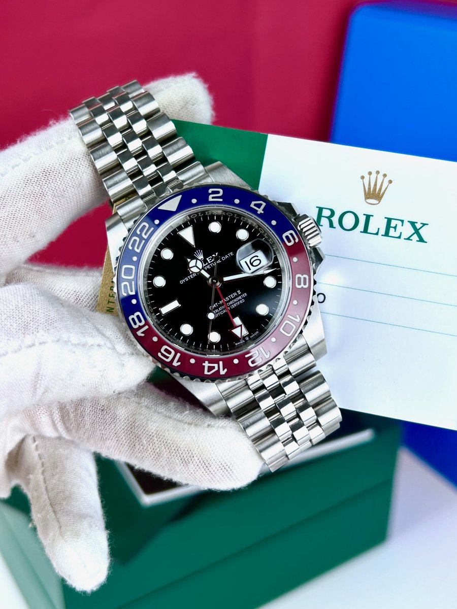 GmgWatches's tweet photo. 𝐄𝐯𝐞𝐫𝐲𝐭𝐡𝐢𝐧𝐠 𝐲𝐨𝐮 𝐧𝐞𝐞𝐝 & 𝐦𝐨𝐫𝐞! 👏✅

Hundreds of amazing watches available at GMG (Rolex, Audemars Piguet, Richard Mille, Patek Philippe, Omega, Tudor & more).

For all enquiries please get in touch with our team today & let them look after you! 🤝

- https://t.co/4rsfNIVqPE -