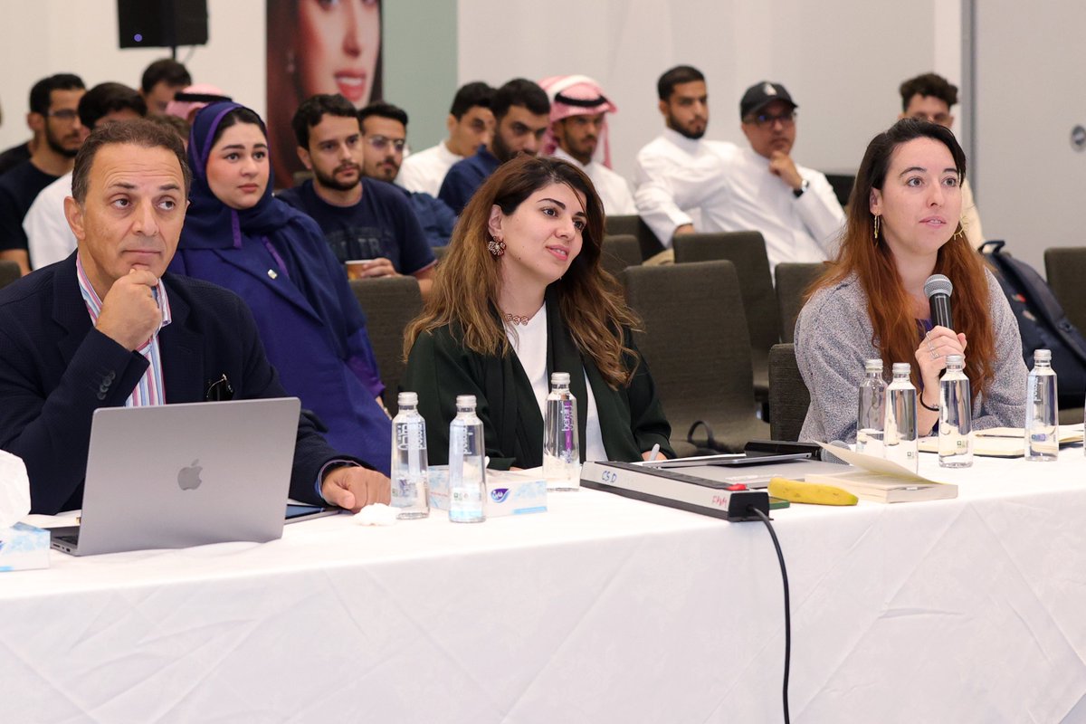 KAUSTStartups's tweet photo. Meet the judges whom our students had the privilege of being evaluated by the visionaries shaping tomorrow's AI landscape at #HackAIforAll hackathon🌐
Ed Slieman, Fadwa Alhargan, Justine Braguy, Omar Khasawneh, Dr.Chen Zhao, and Mohamed Ujaimi 🌟
#KAUST #DearA https://t.co/0oDAH1QNnl