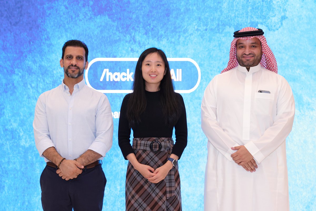 Meet the judges whom our students had the privilege of being evaluated by the visionaries shaping tomorrow's AI landscape at #HackAIforAll hackathon🌐 Ed Slieman, Fadwa Alhargan, Justine Braguy, Omar Khasawneh, Dr.Chen Zhao, and Mohamed Ujaimi 🌟 #KAUST #DearA
