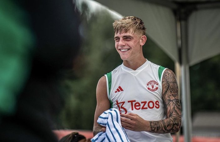 Azeez6542's tweet image. 🚨 BREAKING: Brandon Williams joins Ipswich Town on a season-long loan with an option to buy! He will undergo his medical today and the deal will be confirmed within the next 24 hours. #MUFC [@twtduk]