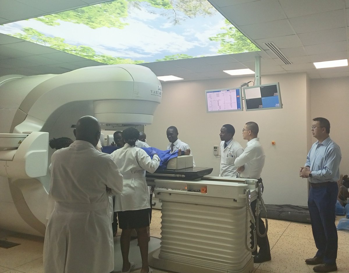 UgandaCancerIns's tweet photo. GOOD NEWS UGANDA: We have launched VMAT treatment modality(high end treatment) with experts from Washington University &amp; Baylor College of Medicine. This will greatly improve the turn around time &amp; reduce referrals abroad. 
#FightCancerUg 
#CancerIsCurable https://t.co/1mipKmiCBk